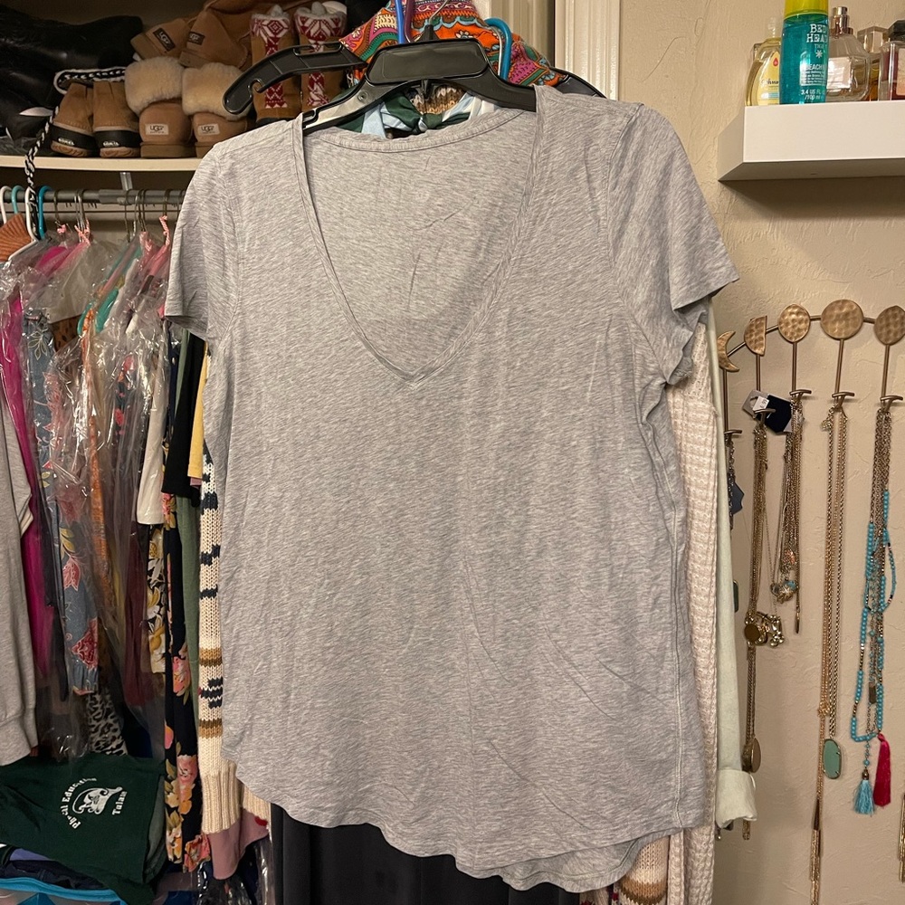 Lululemon Athletic Vneck Top - Grey